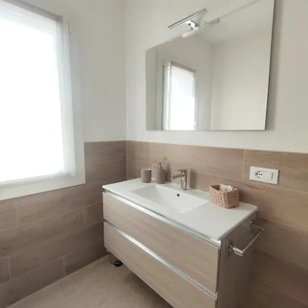 Apartment Little House